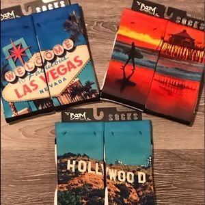 3 pair for $12 Fun socks 🧦 🌺